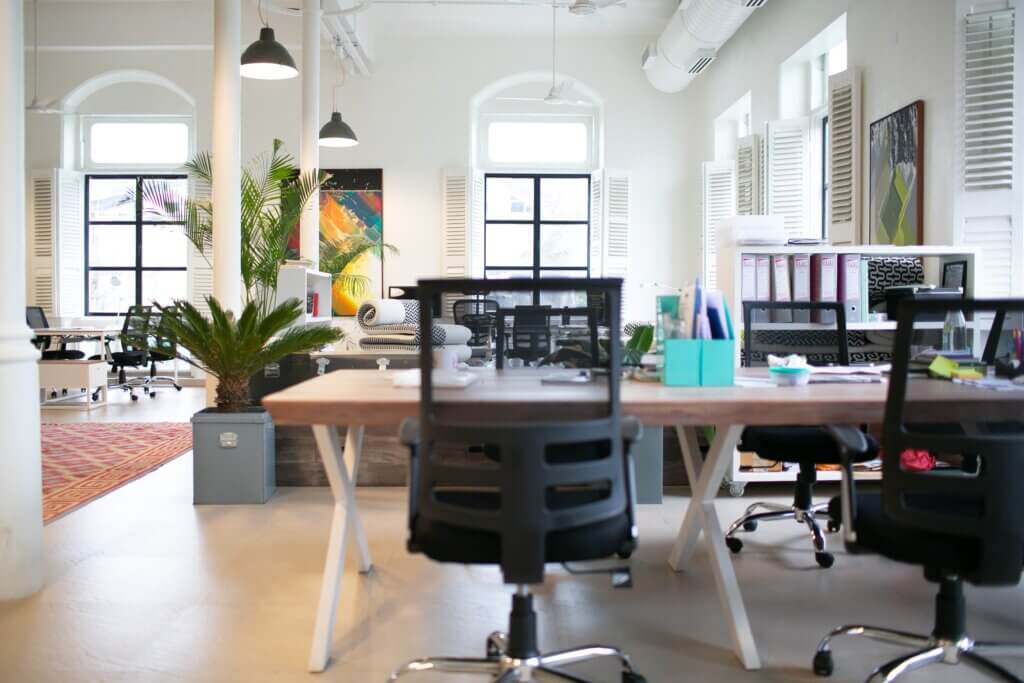 Desk with empty seats, dealing with absentee